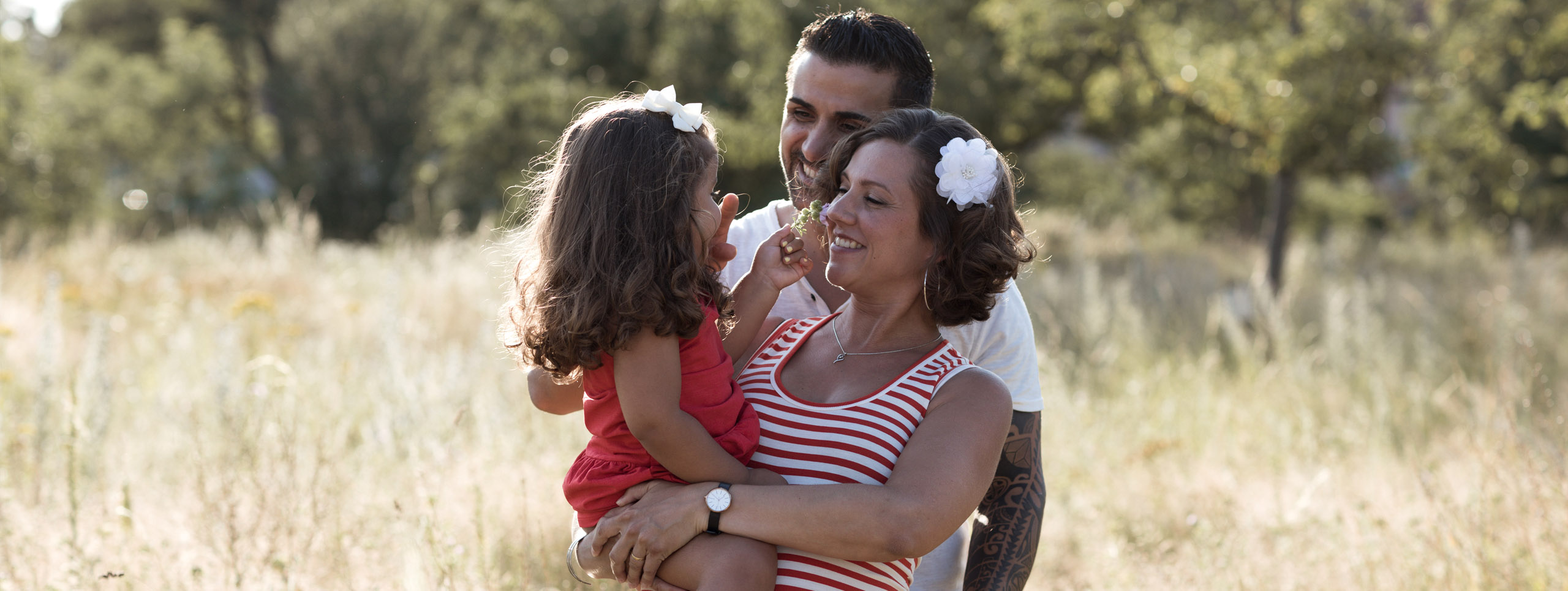 Familien Fotoshooting in der Natur in Basel - Hochzeitsfotografin