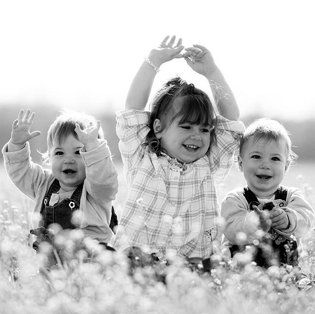 Family Fotoshooting Familien Fotoshooting in der Natur - Fotograf Basel