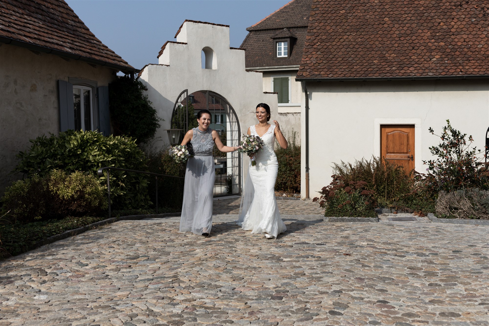 Die Ankunft der Braut in Therwil - Hochzeit Therwil und Lokami Basel