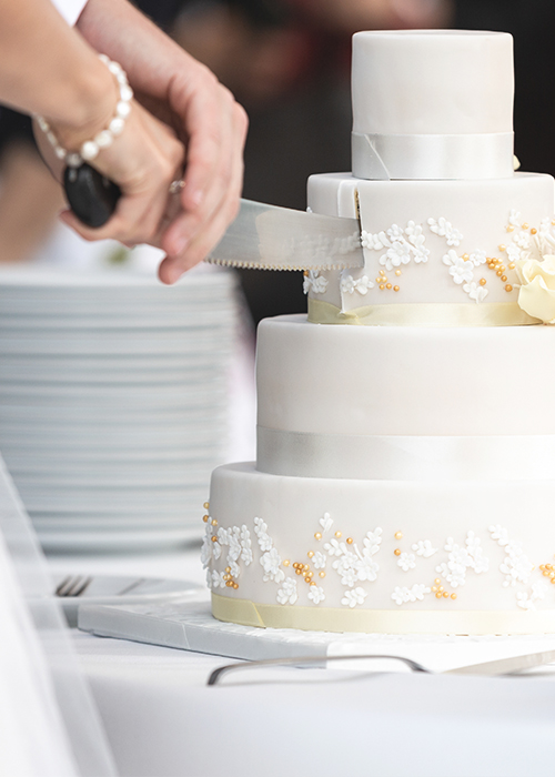 Hochzeit Hochzeitsfotograf Basel Baselland Fotografie Hochzeitstorte