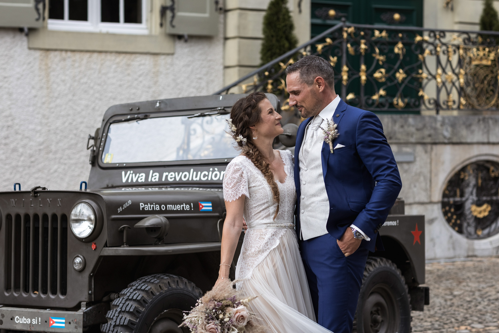 Freie Trauung Villa Wenkenhof - Fotoshooting mit dem frisch vermählten Paar - Hochzeitsfotografen Basel