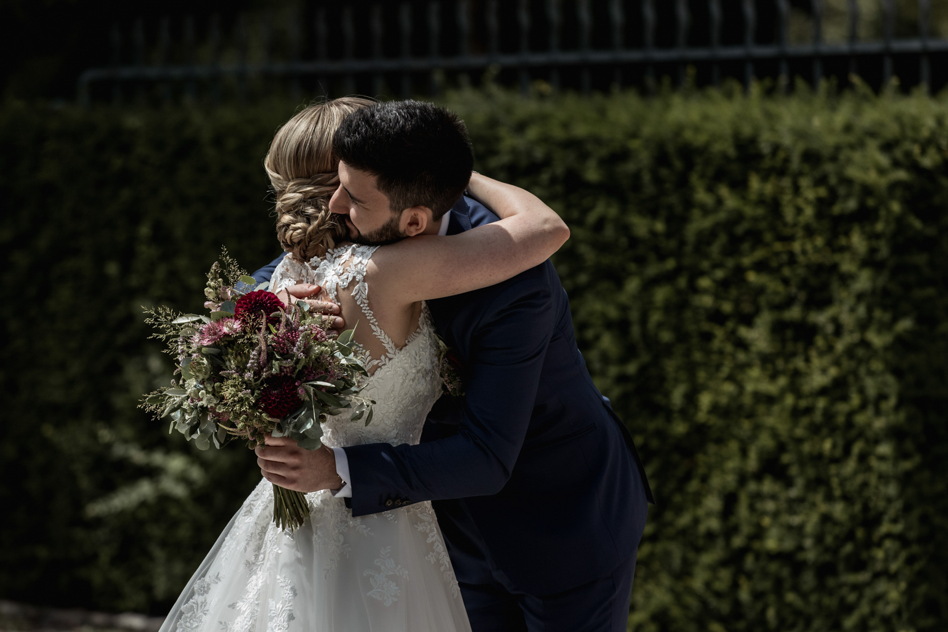Freie Trauung in der Villa Wenkenhof - First Look des Paares - Hochzeitsfotograf Basel