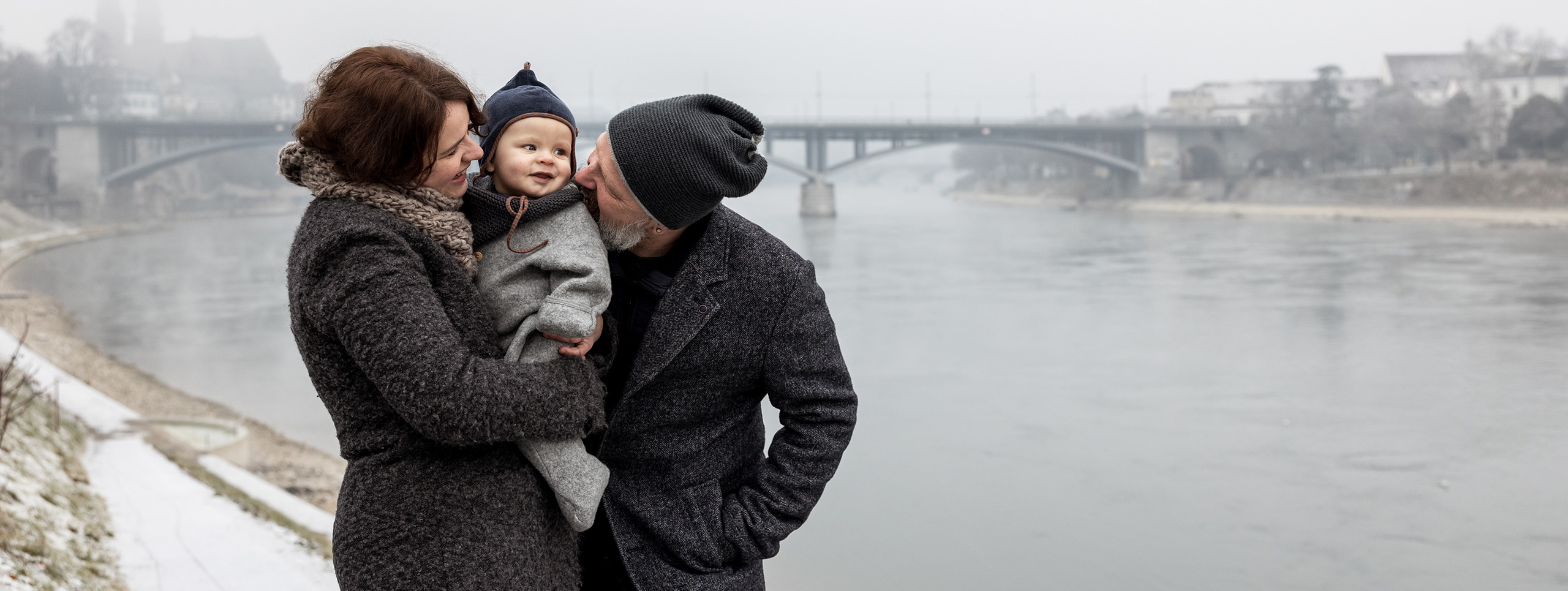 Familien Fotoshooting im Winter in Basel - Fotografin Basel