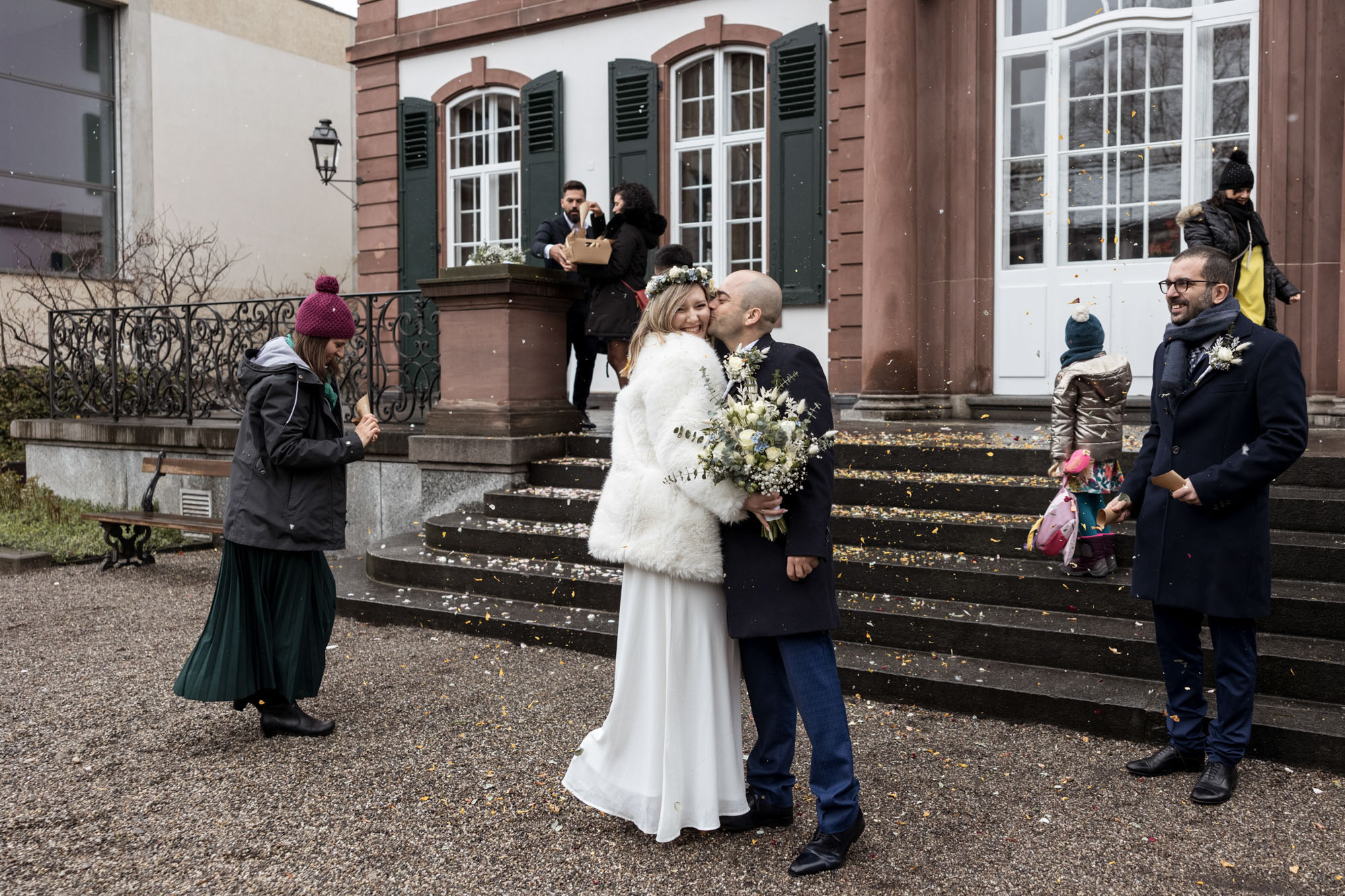 Spalier nach der Trauung - Hochzeitsfotograf Basel Schweiz