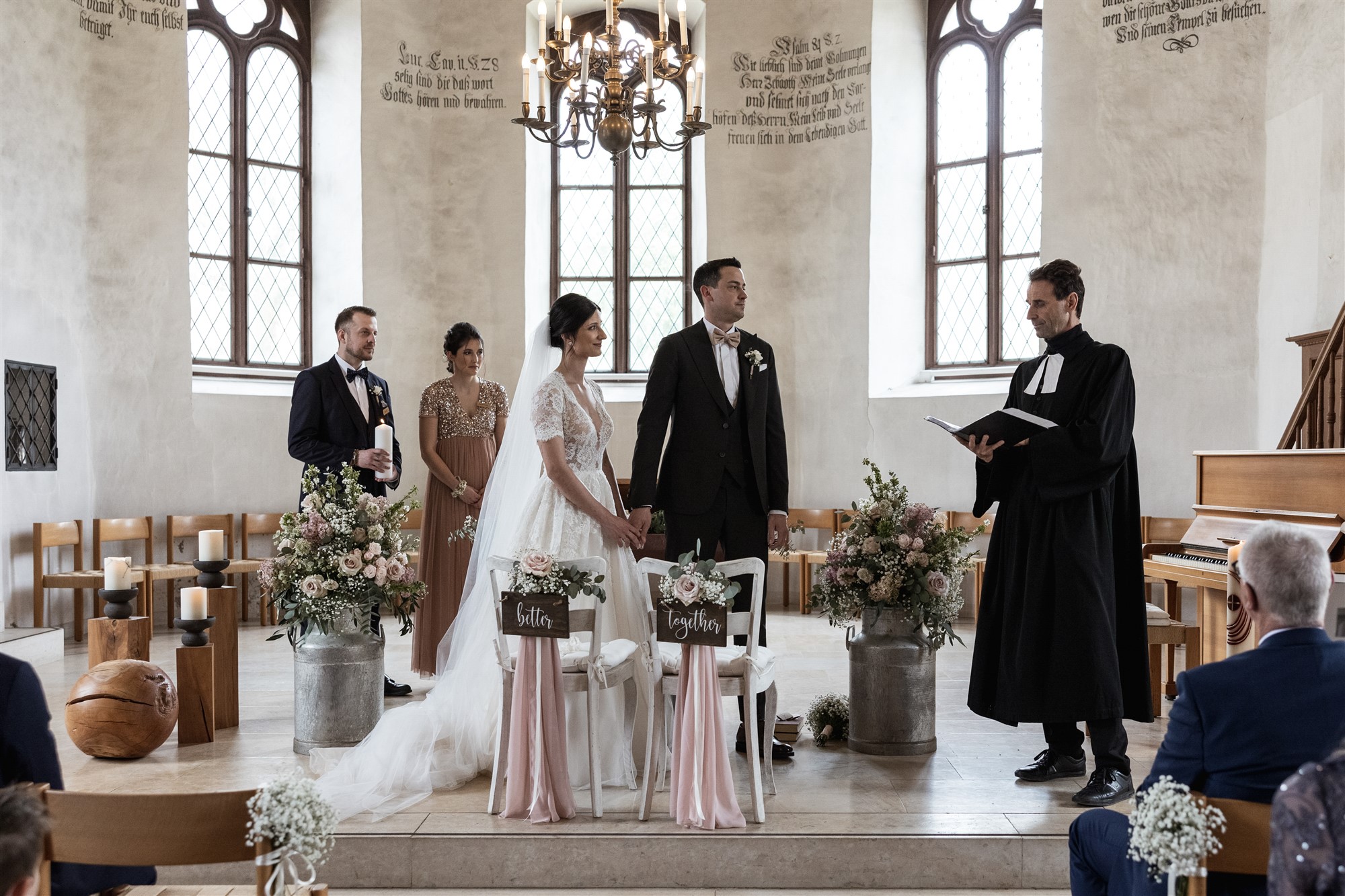 Kirche Maisprach - Die kirchliche Trauung - Hochzeit in Maisprach - Hochzeitsfotograf Basel