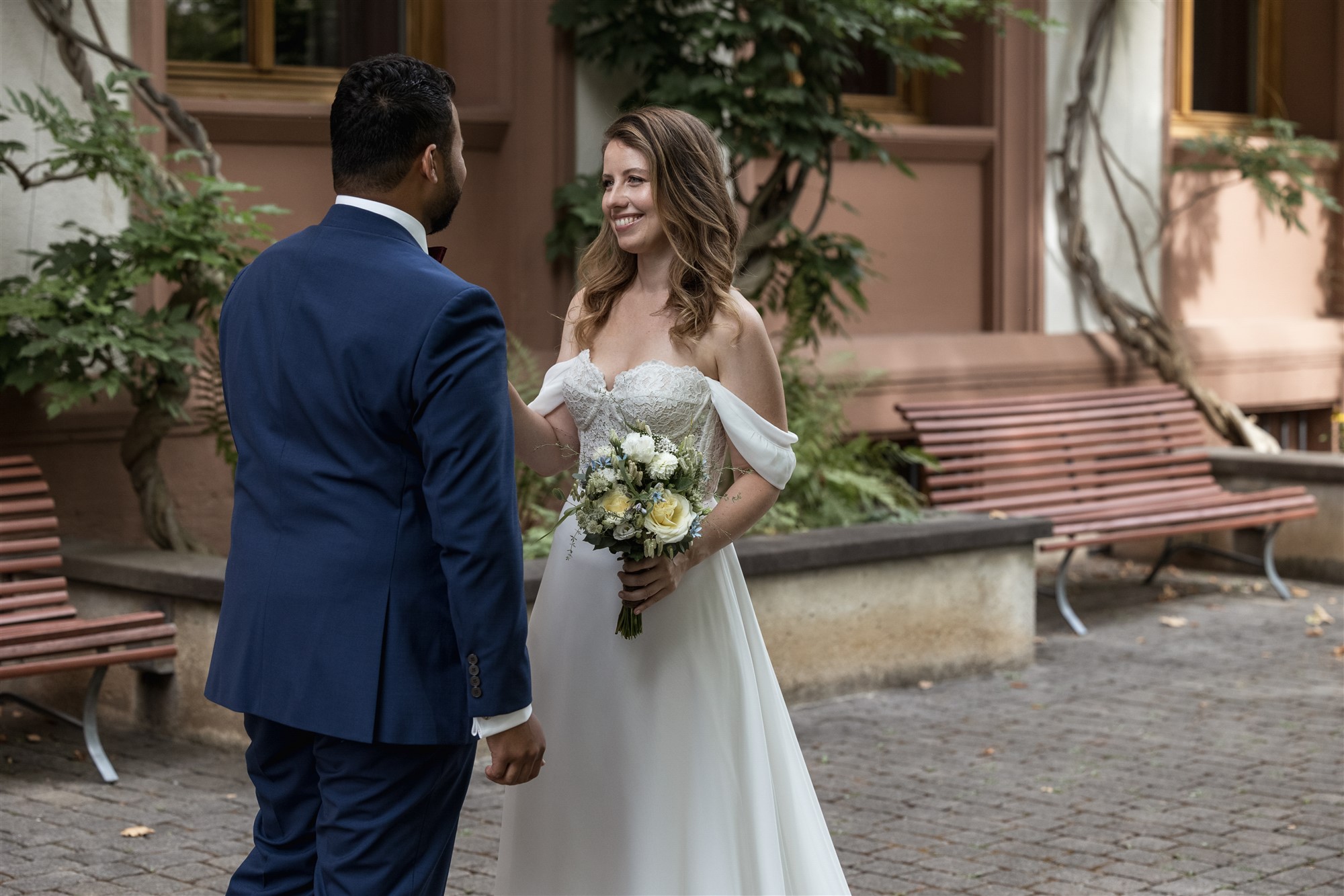 Hochzeit Hotel Odelya - First Look des Paares - Hochzeitsfotograf Basel