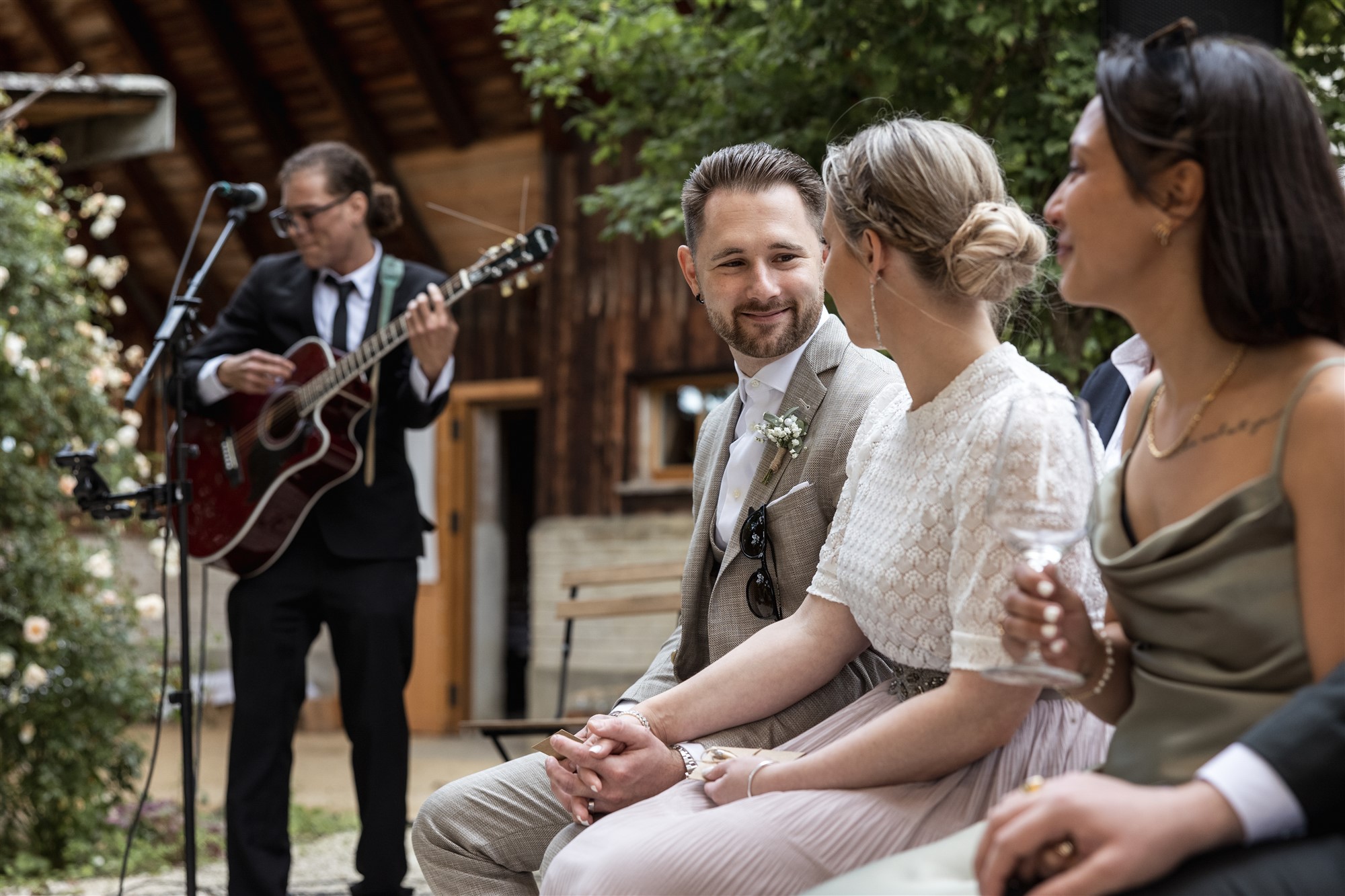 Hochzeit LaFamiglia Fluhberg - Die Hochzeitsgäste - Hochzeitsfotograf Basel Schweiz