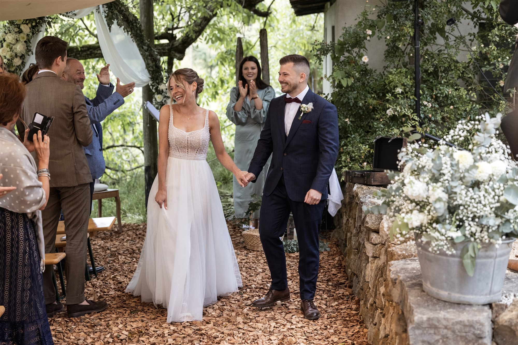 Hochzeit LaFamiglia Fluhberg - Der Auszug - Hochzeitsfotograf Basel Schweiz