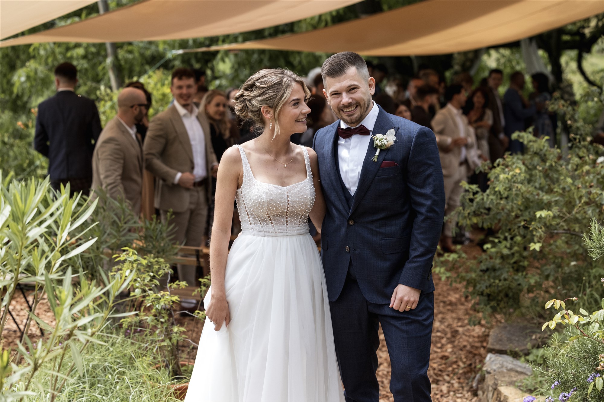 Hochzeit LaFamiglia Fluhberg - Der Auszug - Hochzeitsfotograf Basel Schweiz