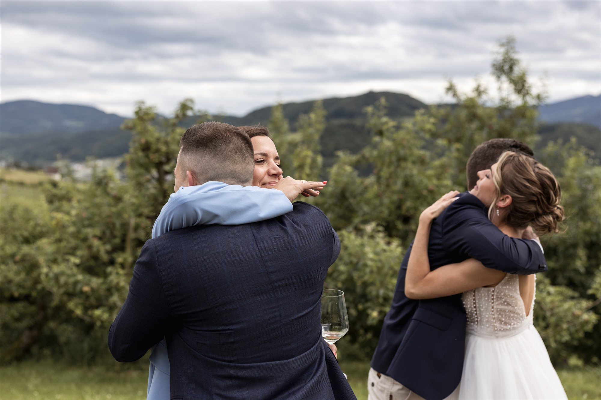 Hochzeit LaFamiglia Fluhberg - Hochzeitspaar bedankt sich - Hochzeitsfotograf Basel Schweiz