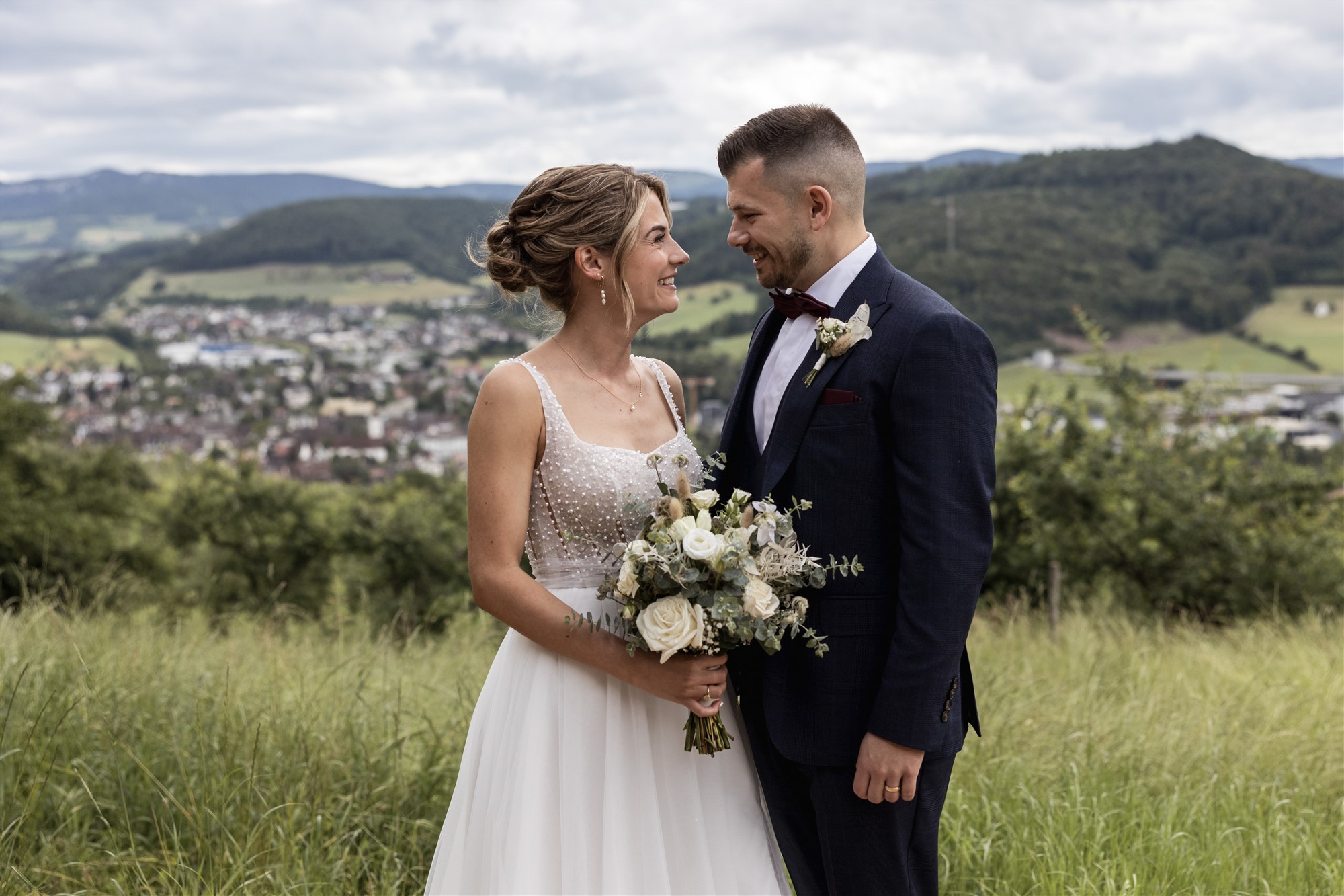 Hochzeit LaFamiglia Fluhberg - das Hochzeitspaar - Hochzeitsfotograf Basel Schweiz