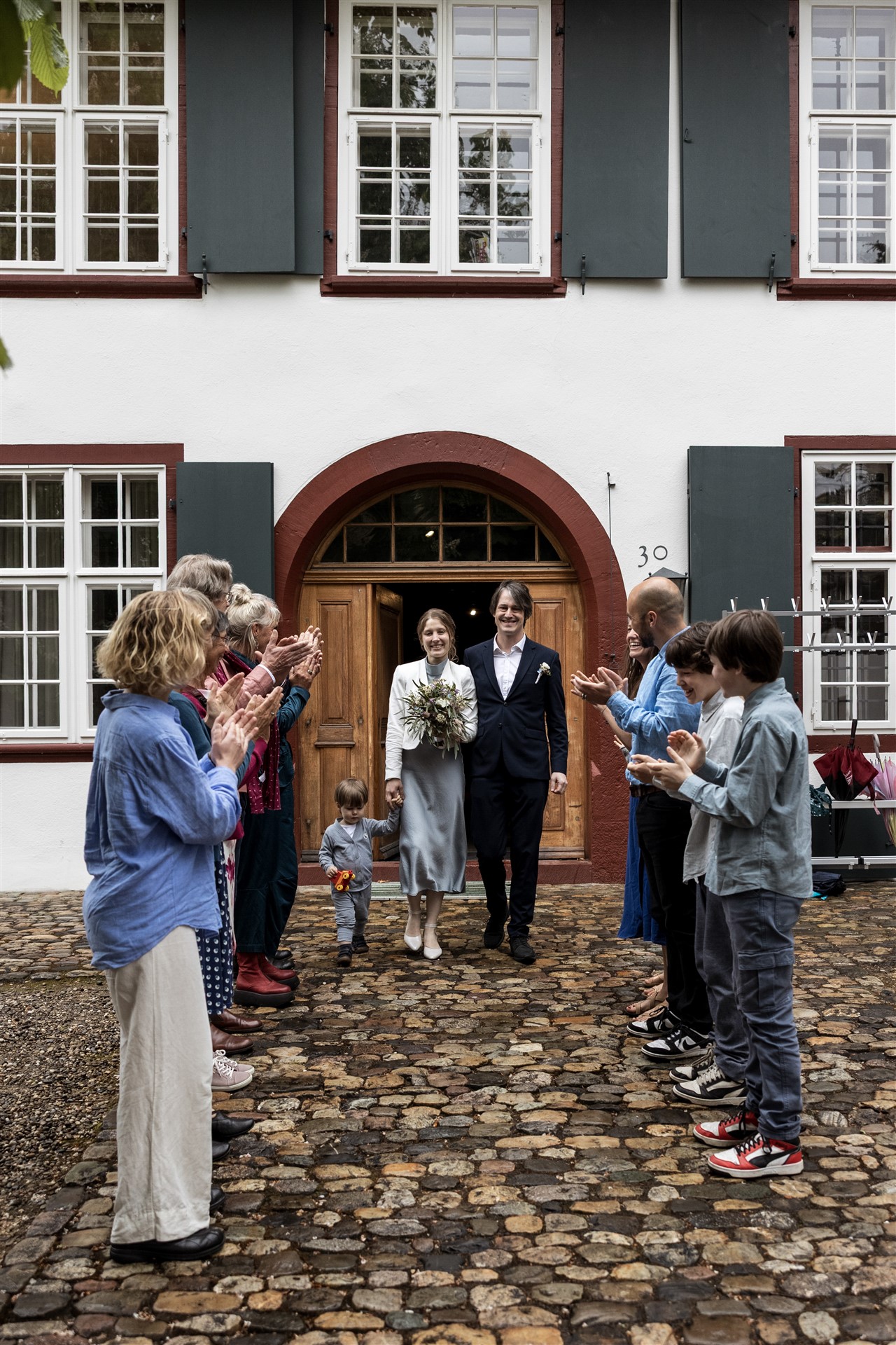 Lüscherhaus in Riehen - Der Auszug - Hochzeitsfotograf Basel Schweiz