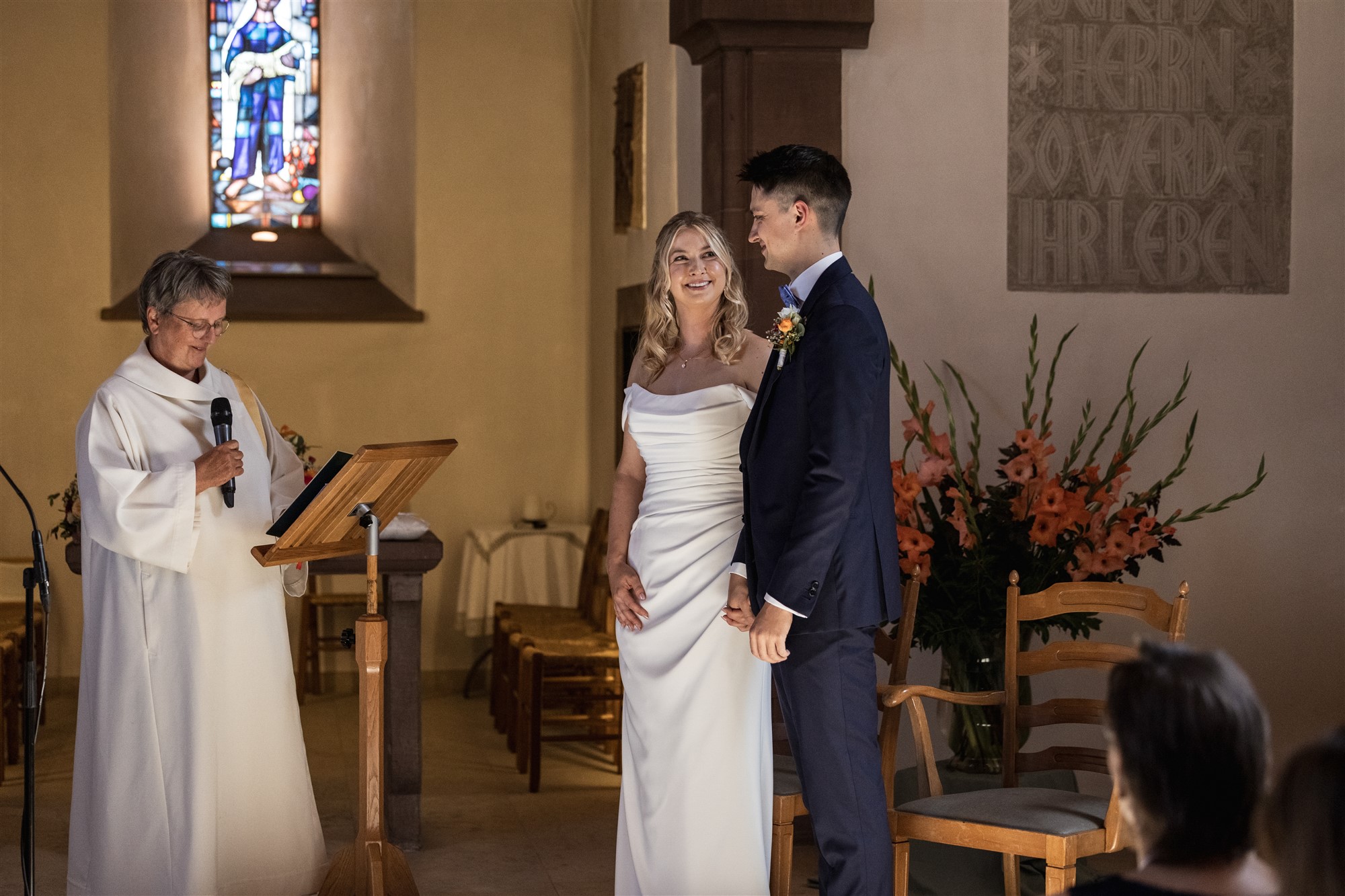 Kirche Biel-Benken - Die Trauung in der Kirche - Hochzeitsfotograf Basel Schweiz