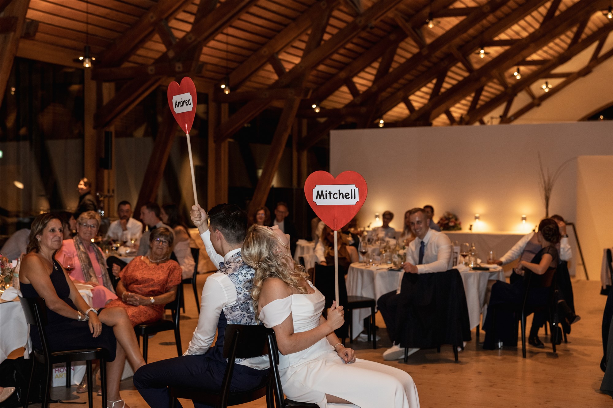 Hochzeit in den Merian Gärten - Das Paar beim Ich und Du Hochzeitsspiel