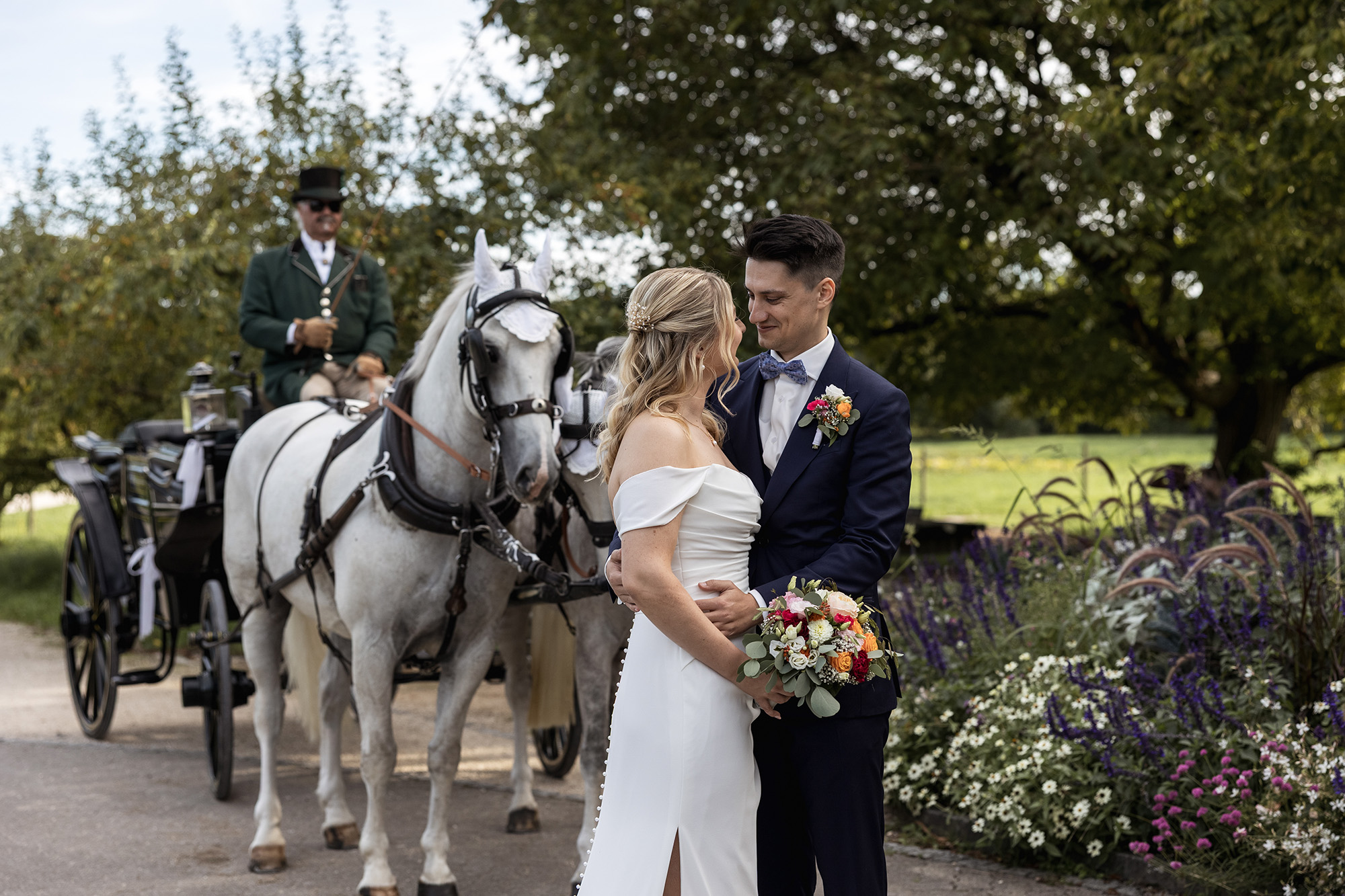 Hochzeit in der Neuen Scheune Hochzeitsfotograf Basel Villa Wenkenhof Riehen - Hochzeit - Hochzeitsfotografen Basel