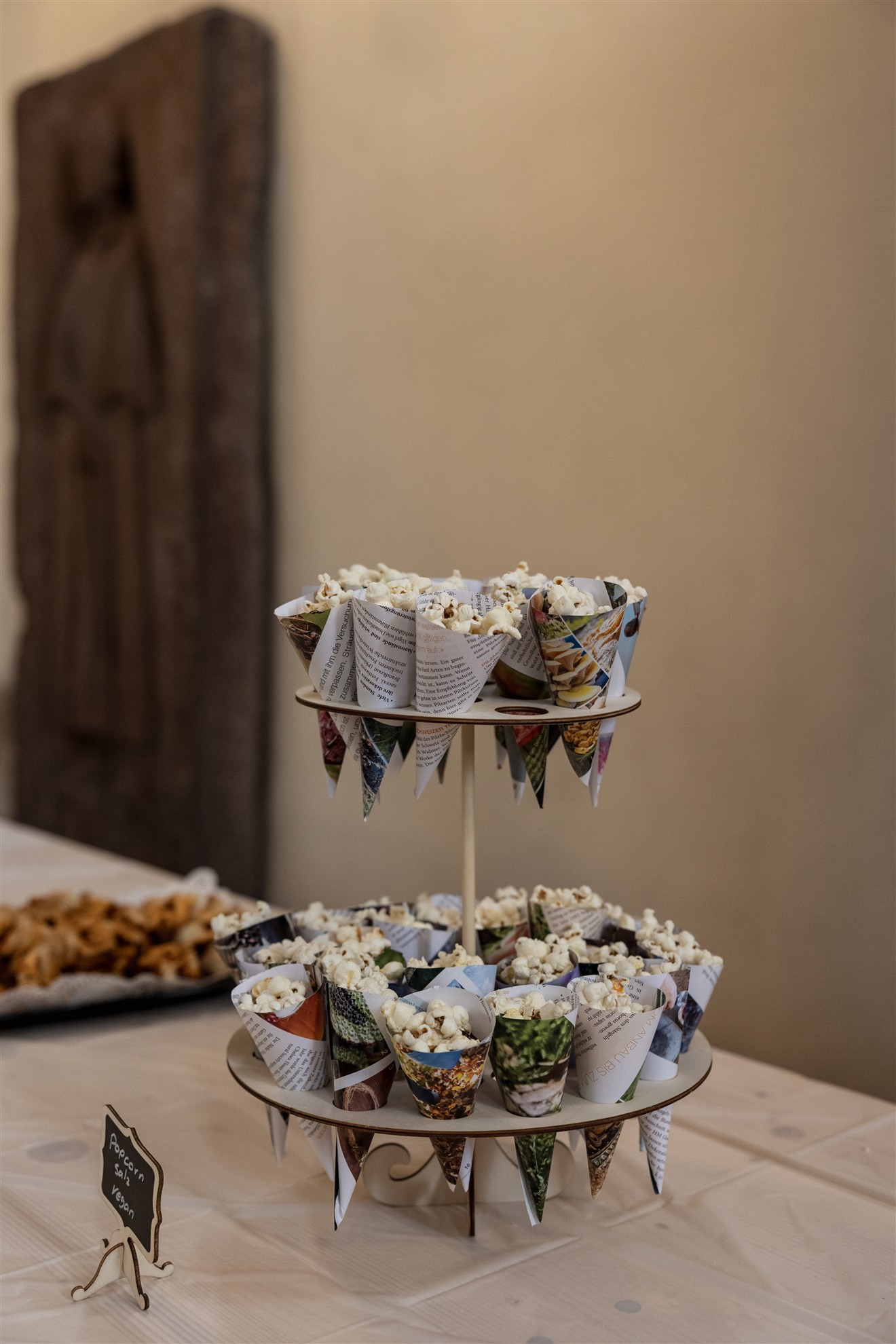 Hochzeitsapero in der Predigerkirche - Hochzeitsfotograf Basel Schweiz