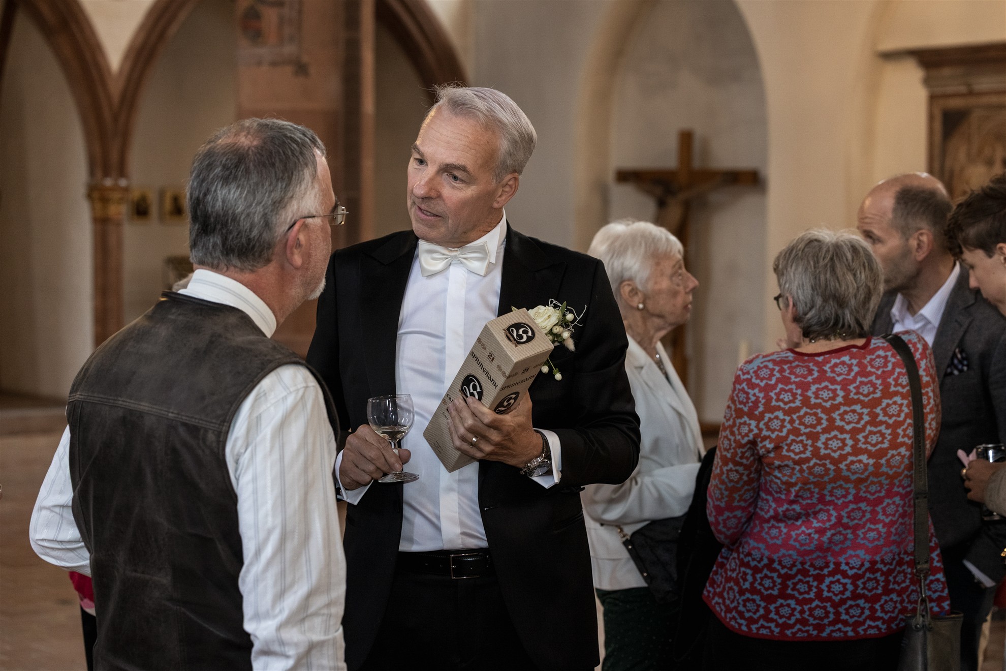 Hochzeitsapero in der Predigerkirche - Hochzeitsfotograf Basel Schweiz