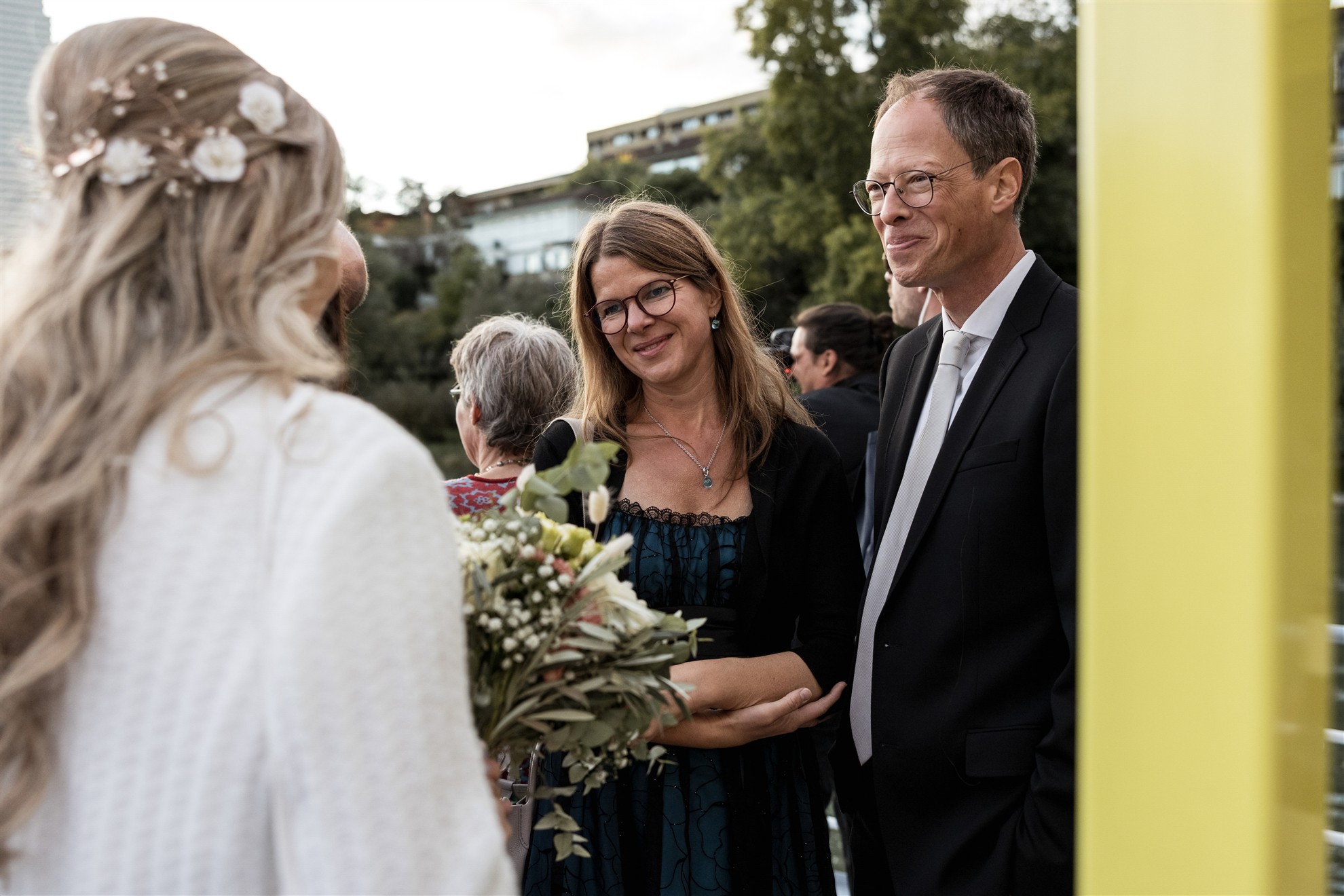 Die Gäste auf dem Schiff - Hochzeitslocation MS Christoph Merian - Hochzeitsfotograf Basel Schweiz