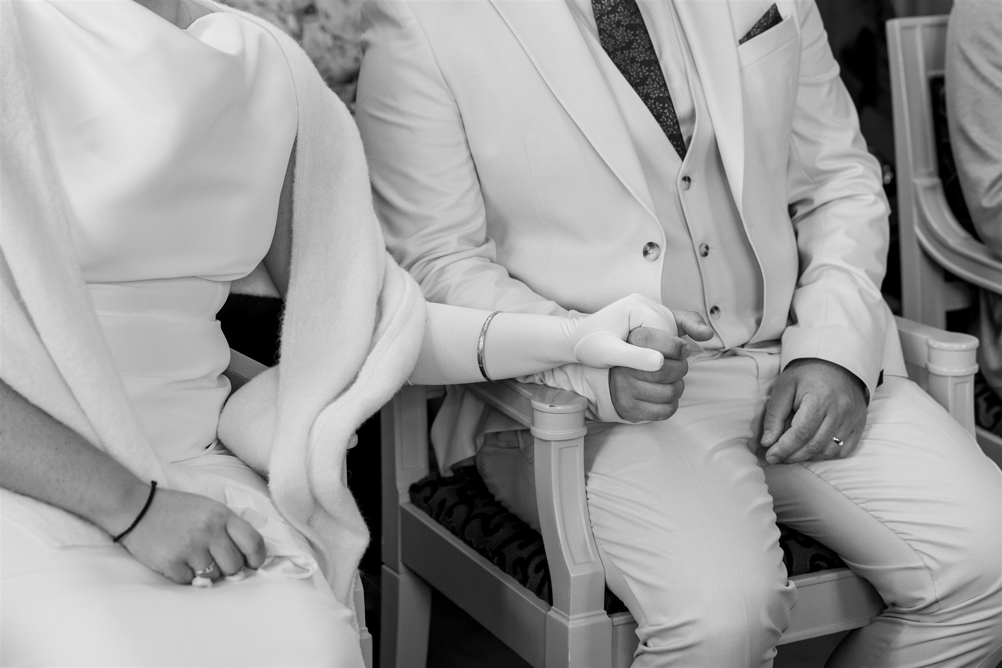 Während der Trauung im Zivilstandsamt Basel - Hochzeitsfotograf Basel Schweiz