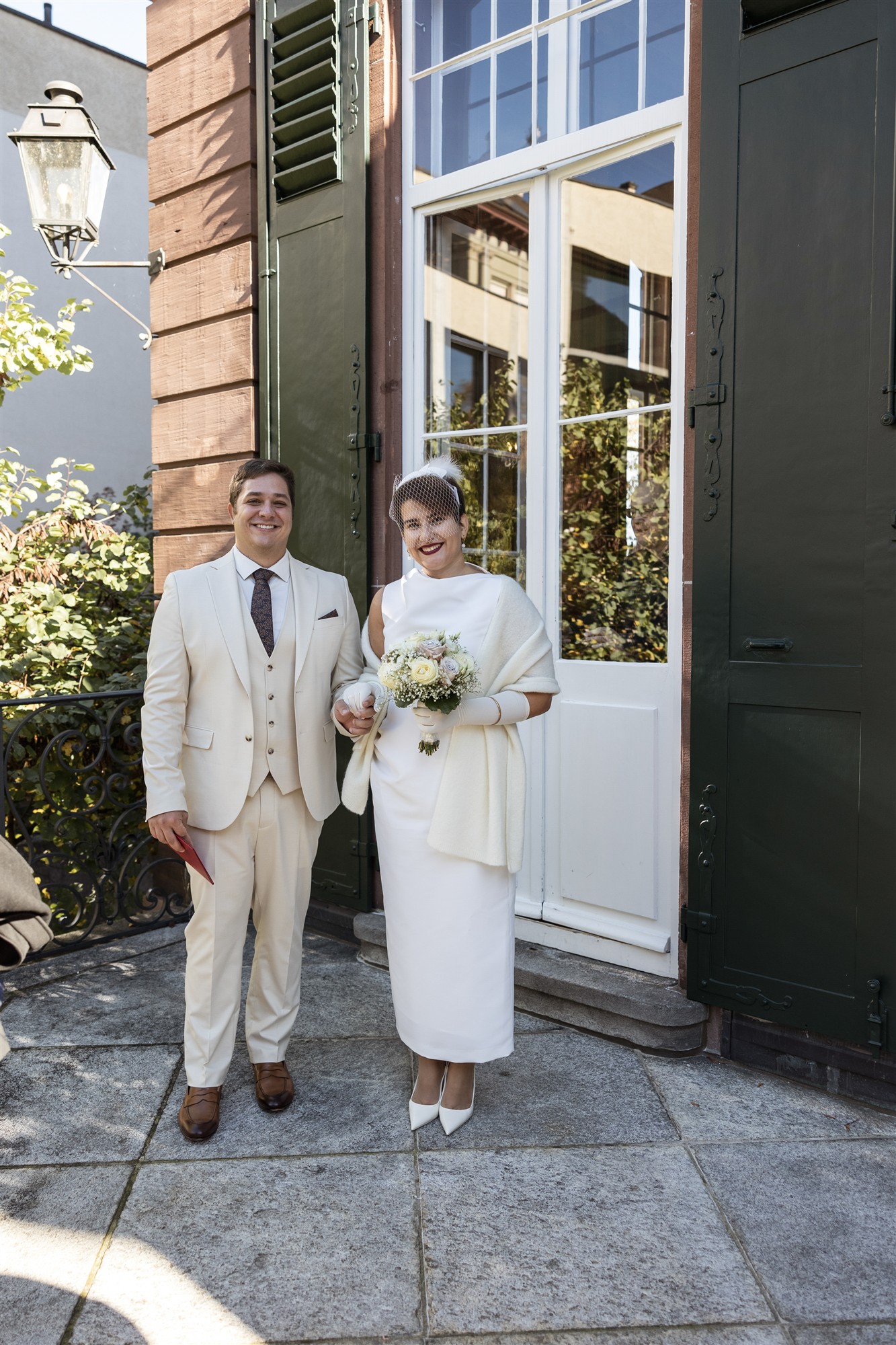 Auszug nach der Trauung - Zivilstandsamt Basel - Hochzeitsfotograf Basel Schweiz