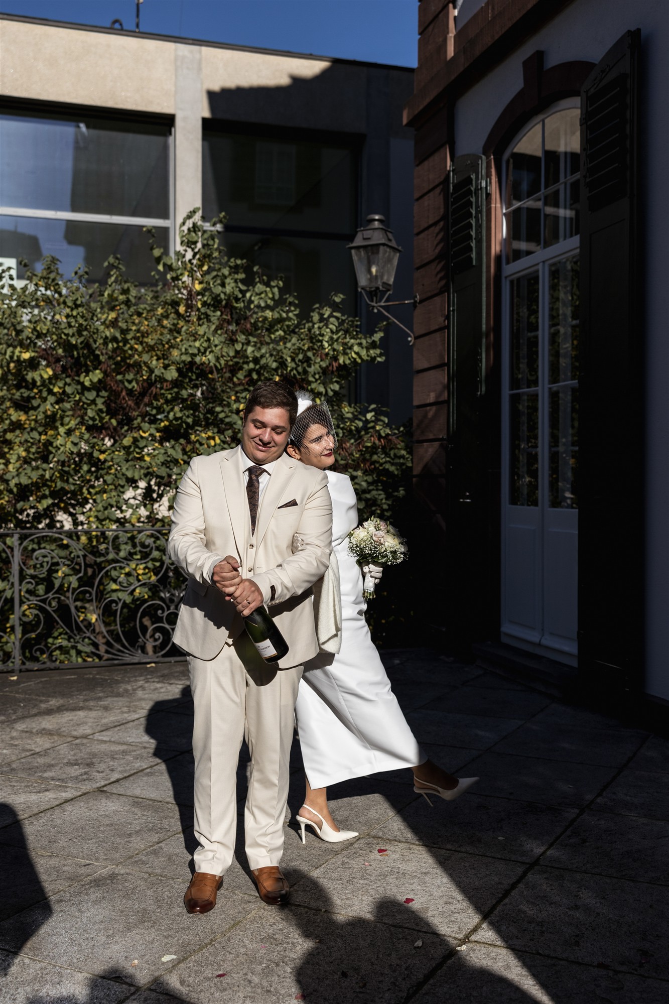 Apero nach der Trauung - Zivilstandsamt Basel - Hochzeitsfotograf Basel Schweiz